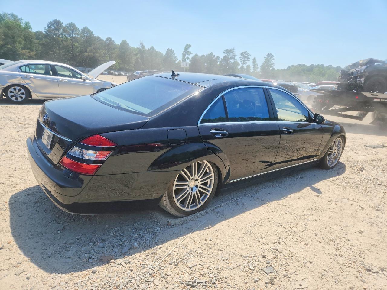 Mercedes-Benz S-Class 550