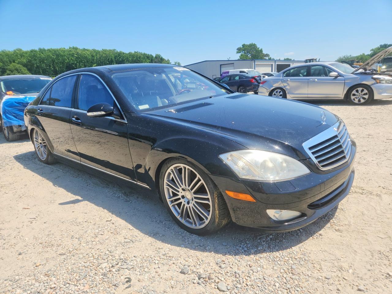 Mercedes-Benz S-Class 550
