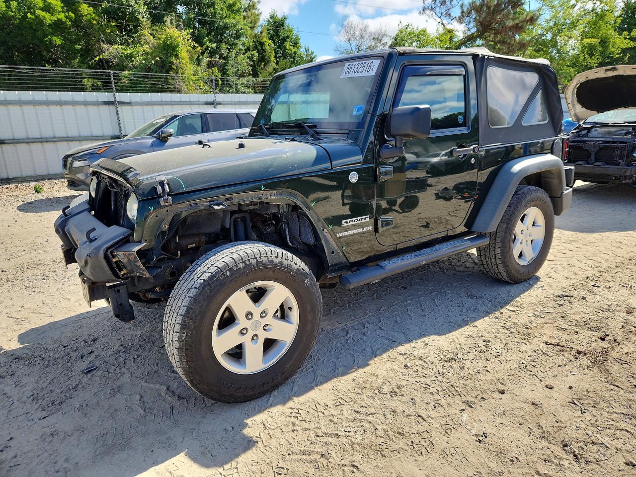 Salvage Jeep Wrangler Image