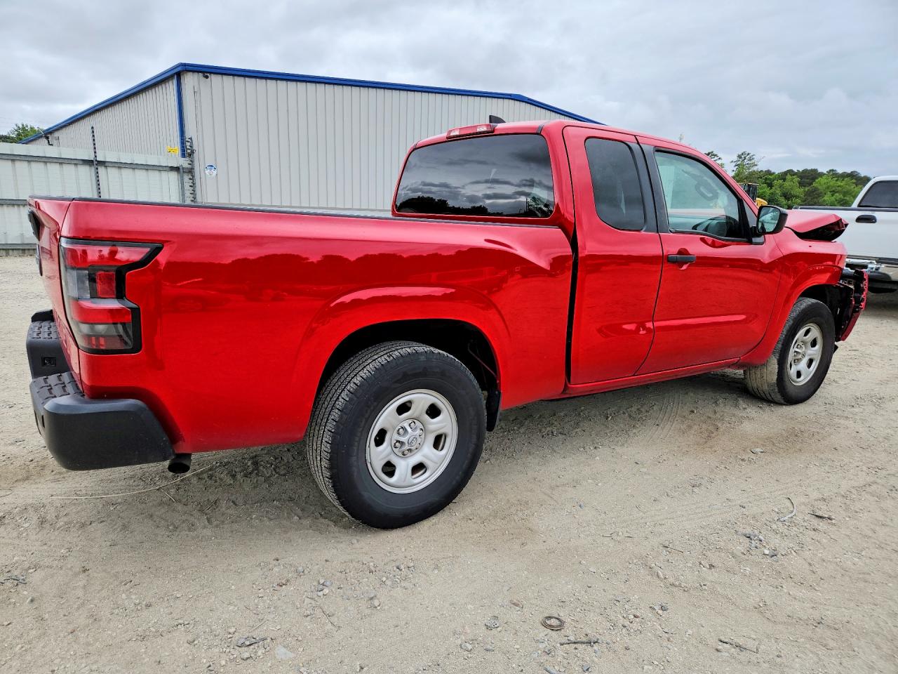 Nissan Frontier S
