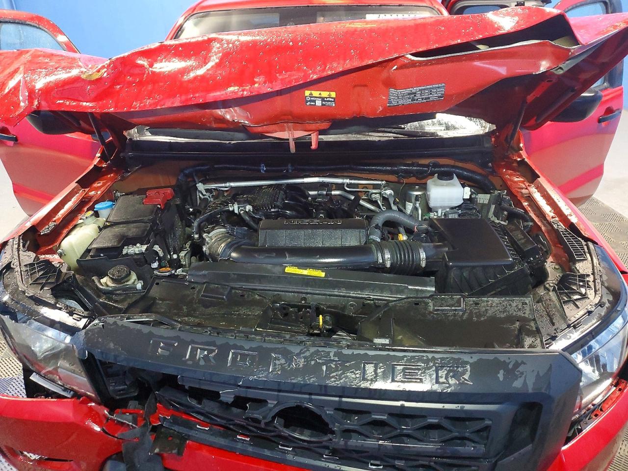 Nissan Frontier S