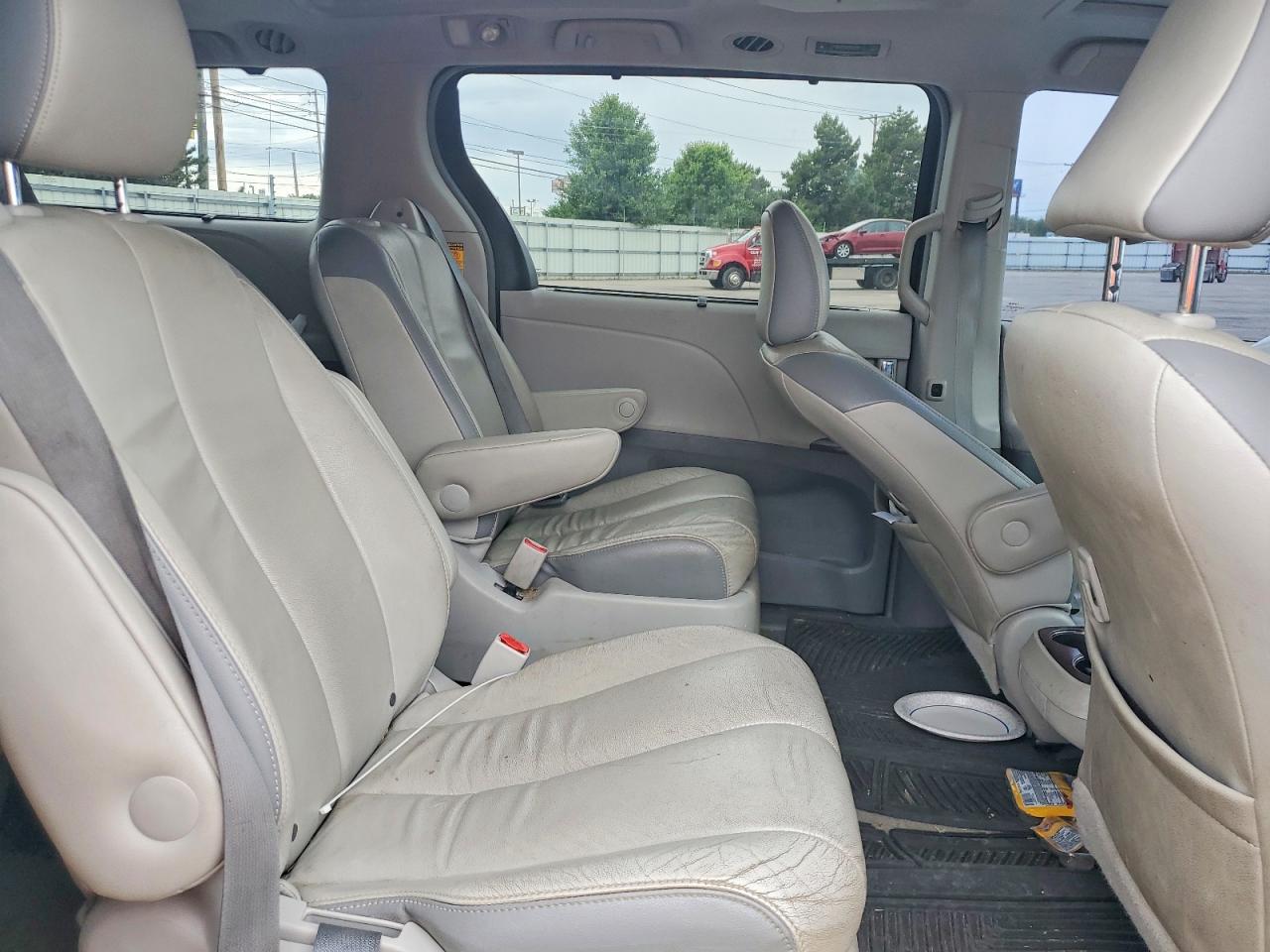Toyota Sienna Limited 7-passenger