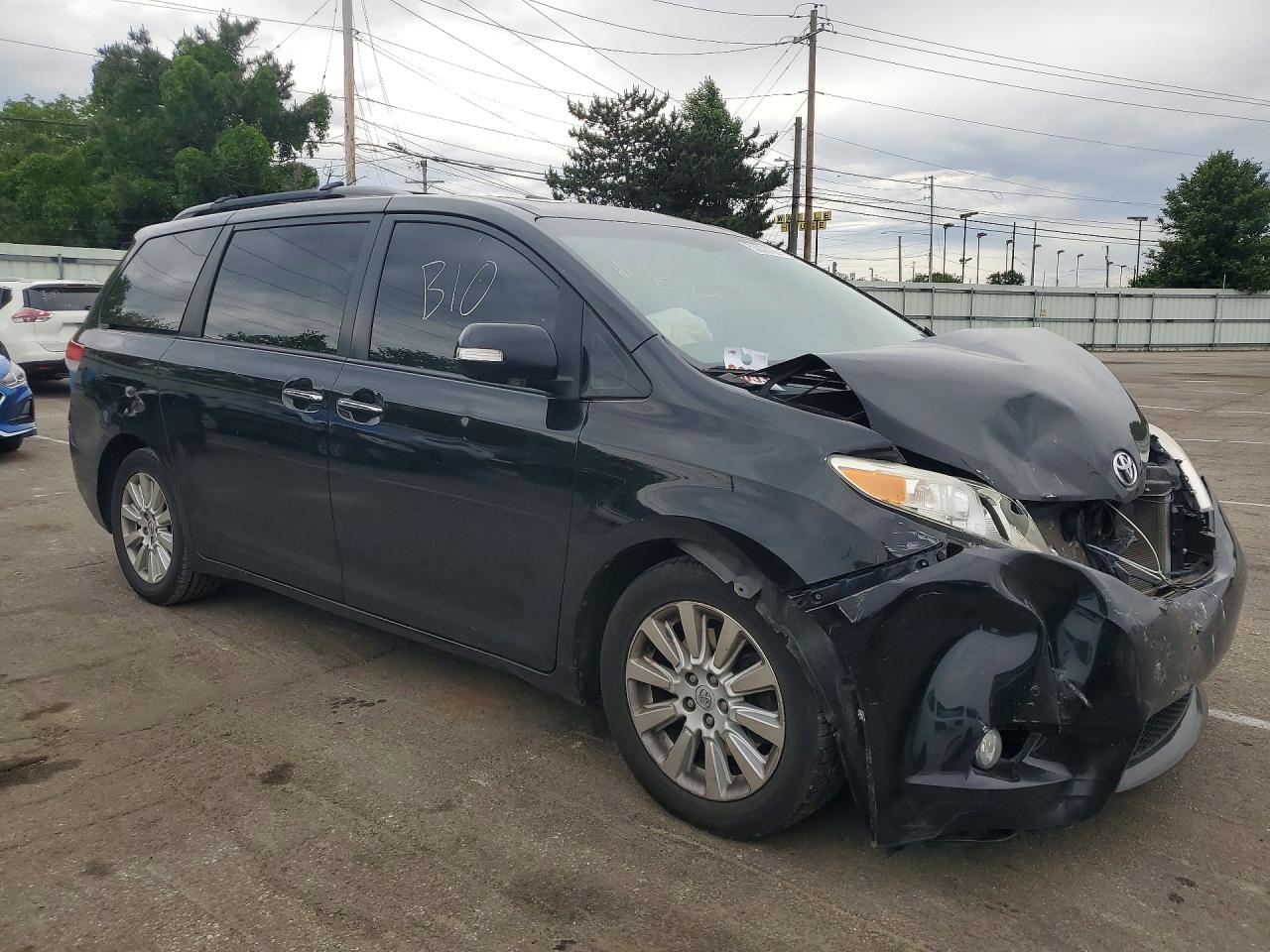 Toyota Sienna Limited 7-passenger