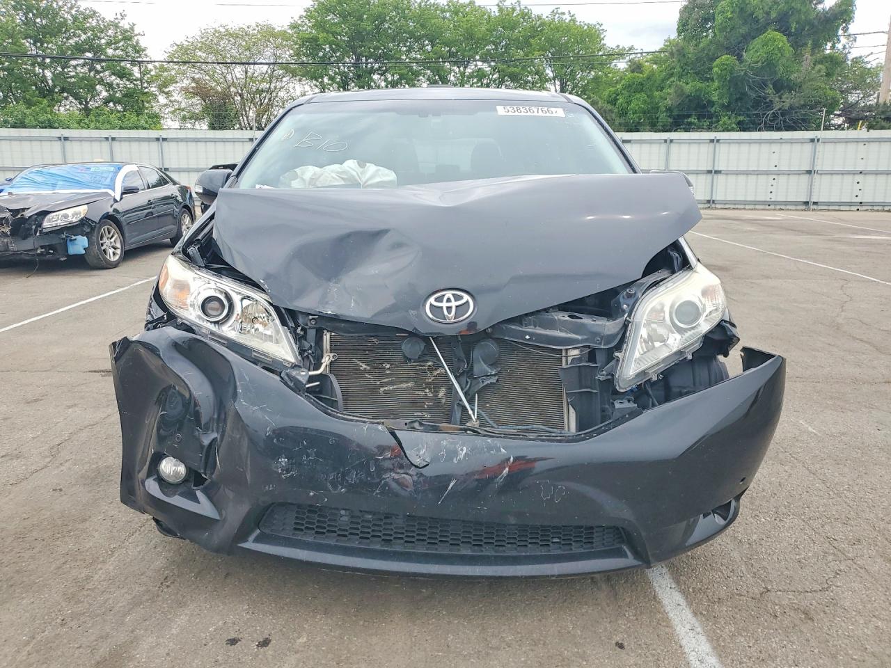 Toyota Sienna Limited 7-passenger