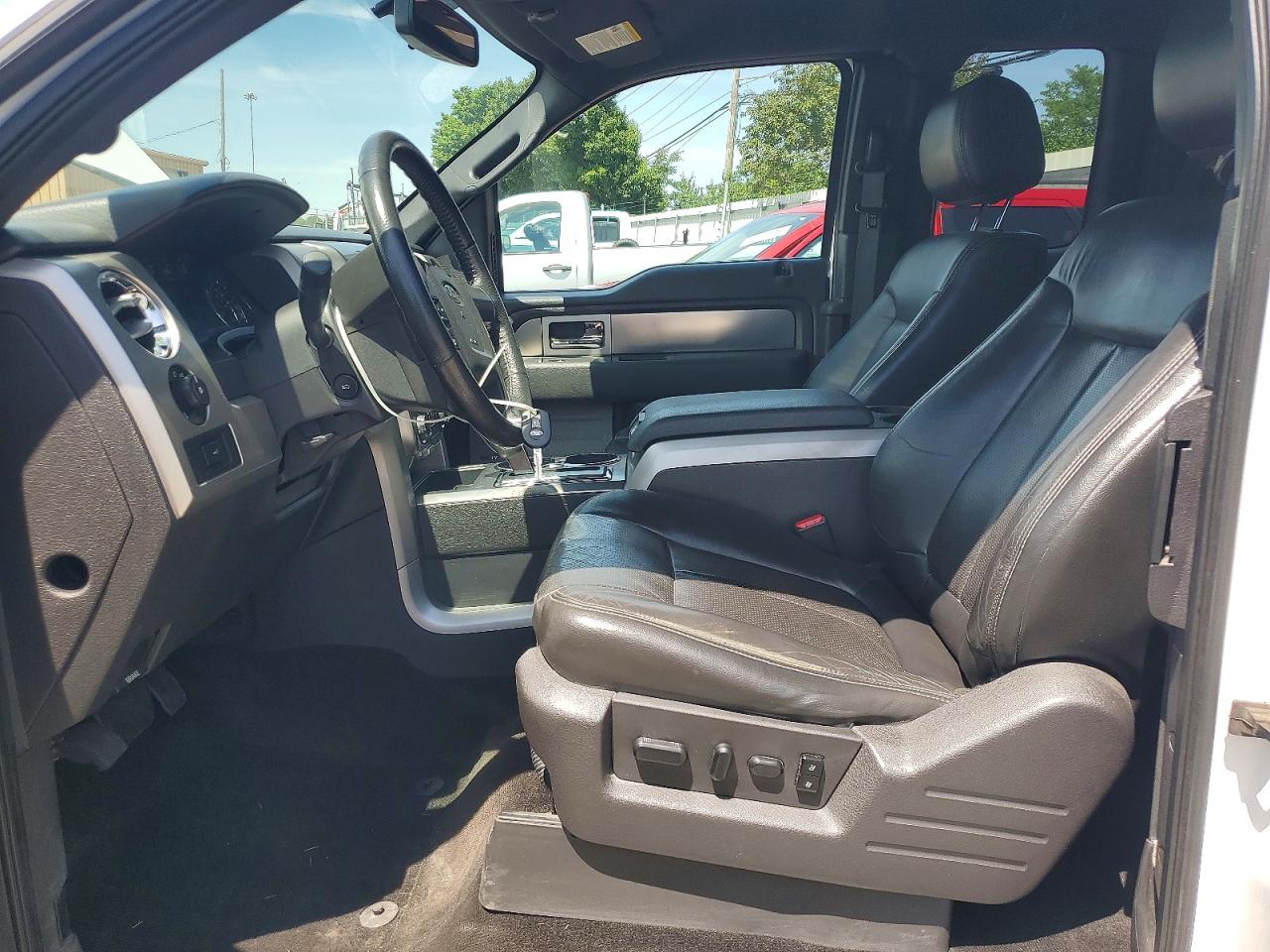 Ford F-150 Super Cab