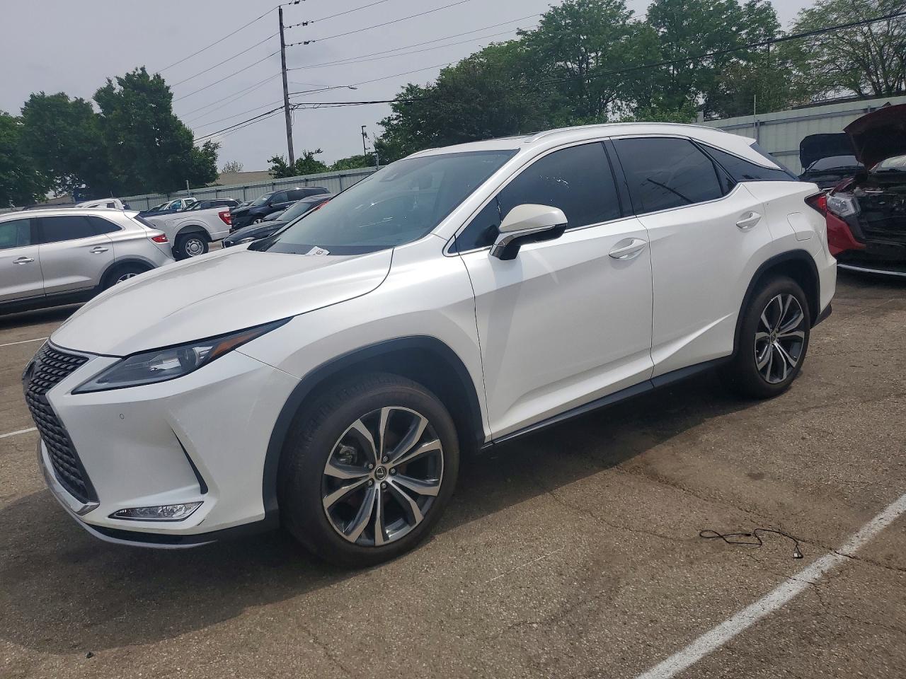Salvage Lexus RX Image