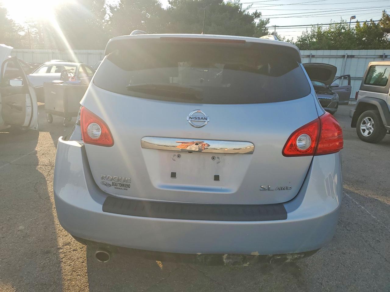 Nissan Rogue S