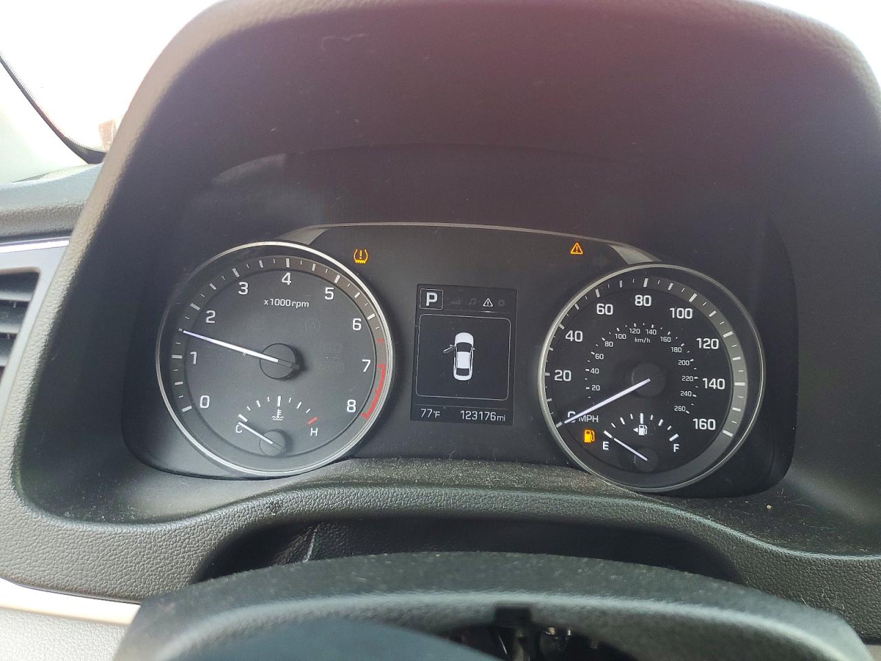 Hyundai ELANTRA Sel