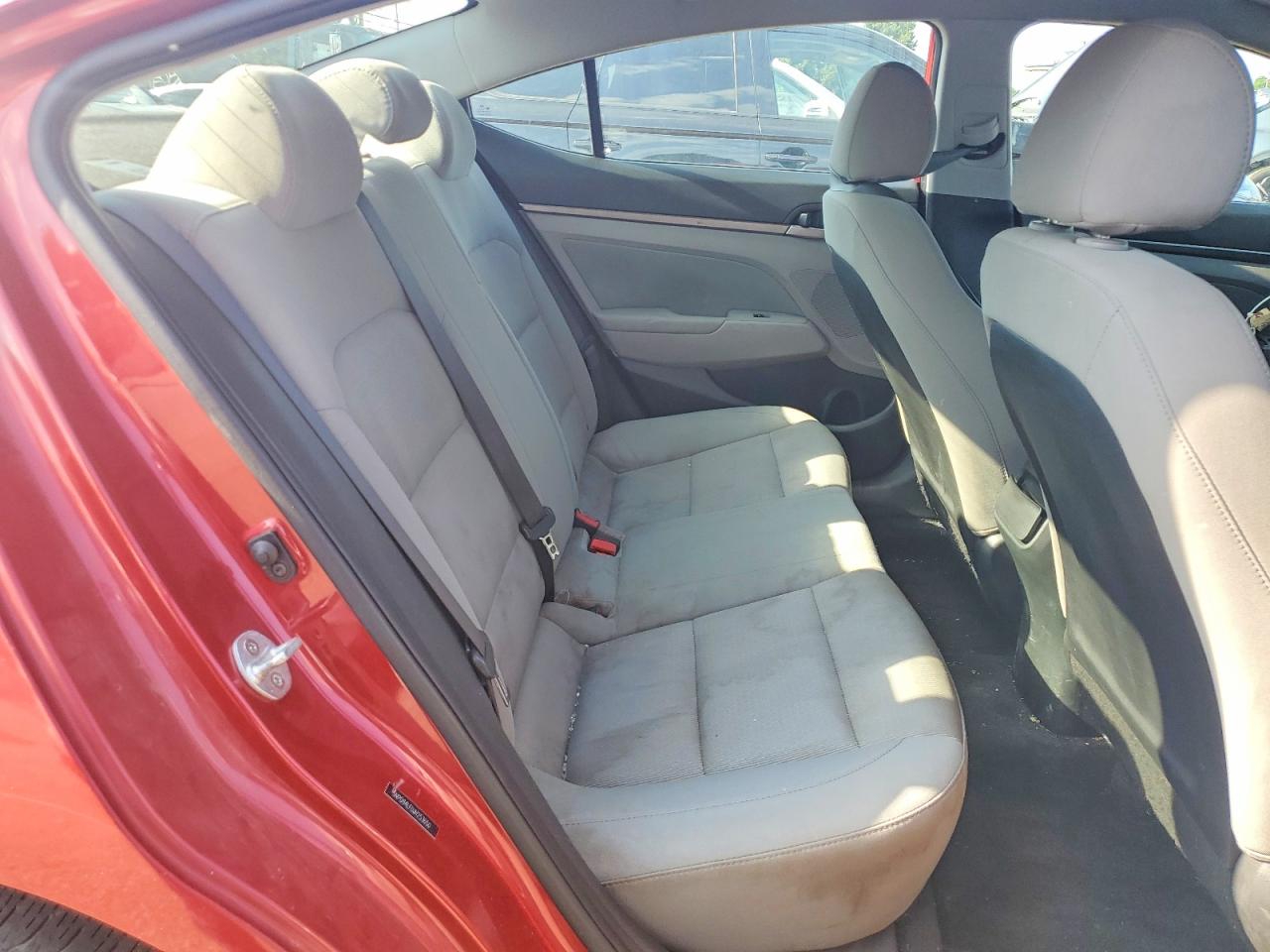 Hyundai ELANTRA Sel