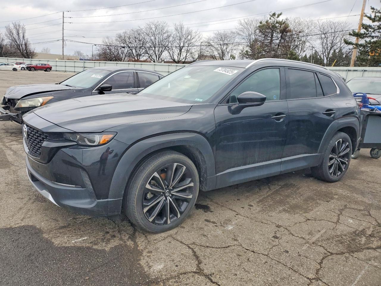 Salvage Mazda Cx Image