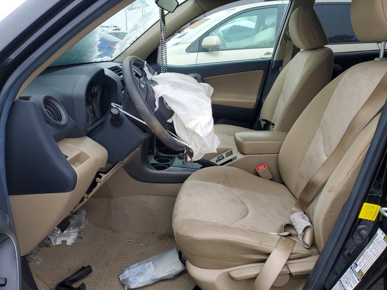 Toyota RAV4 Base