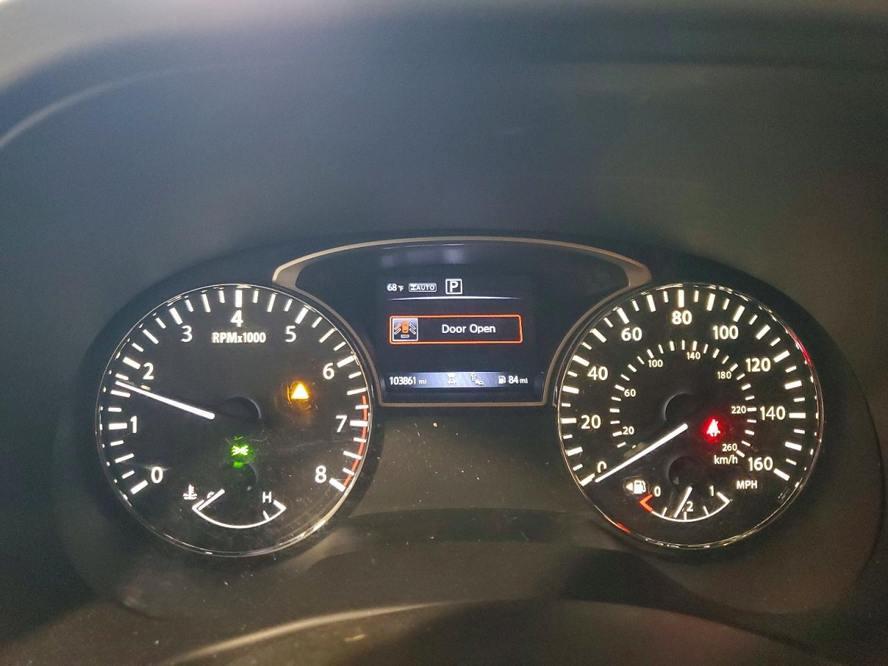 Nissan Pathfinder Sv