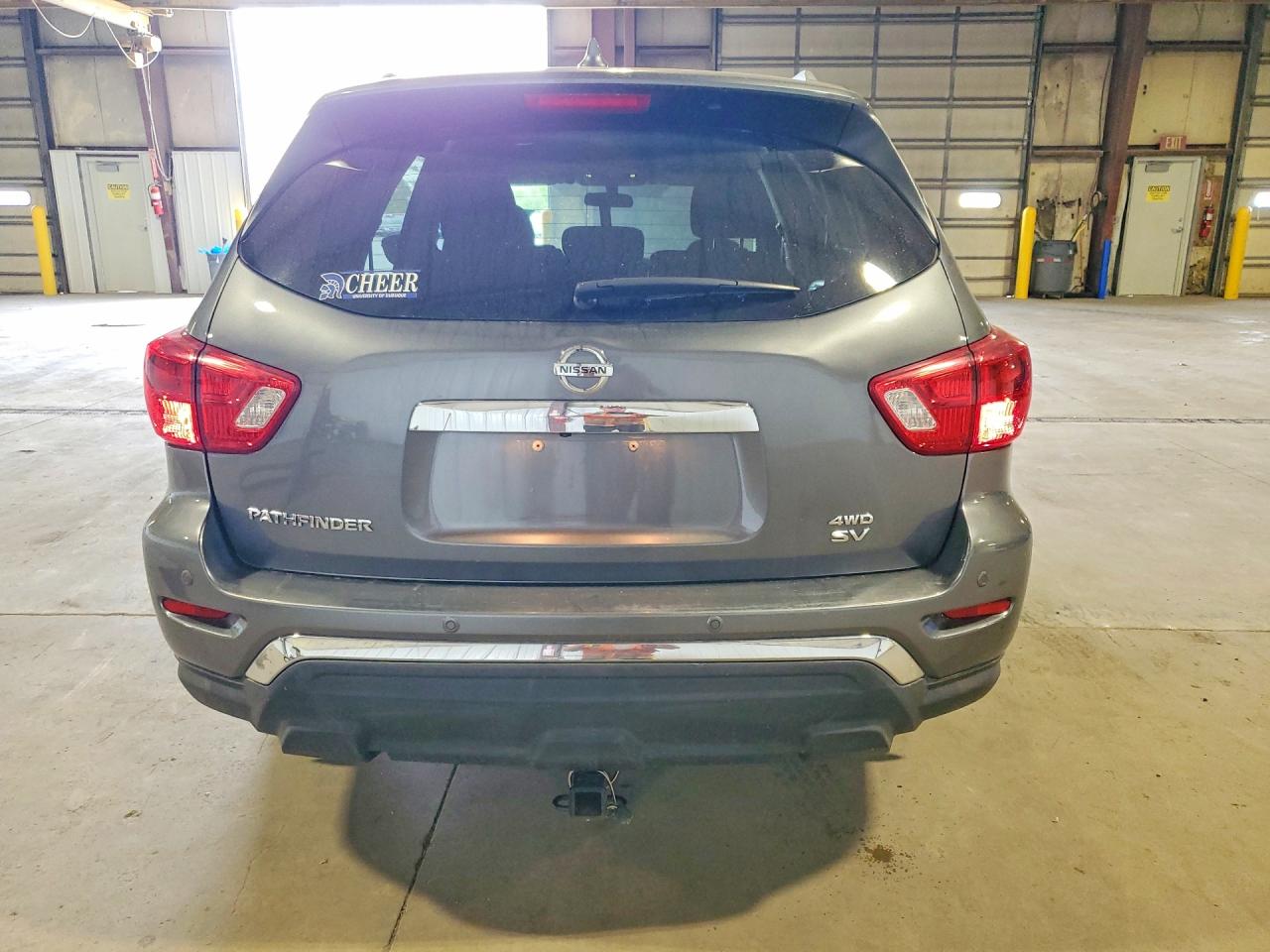 Nissan Pathfinder Sv