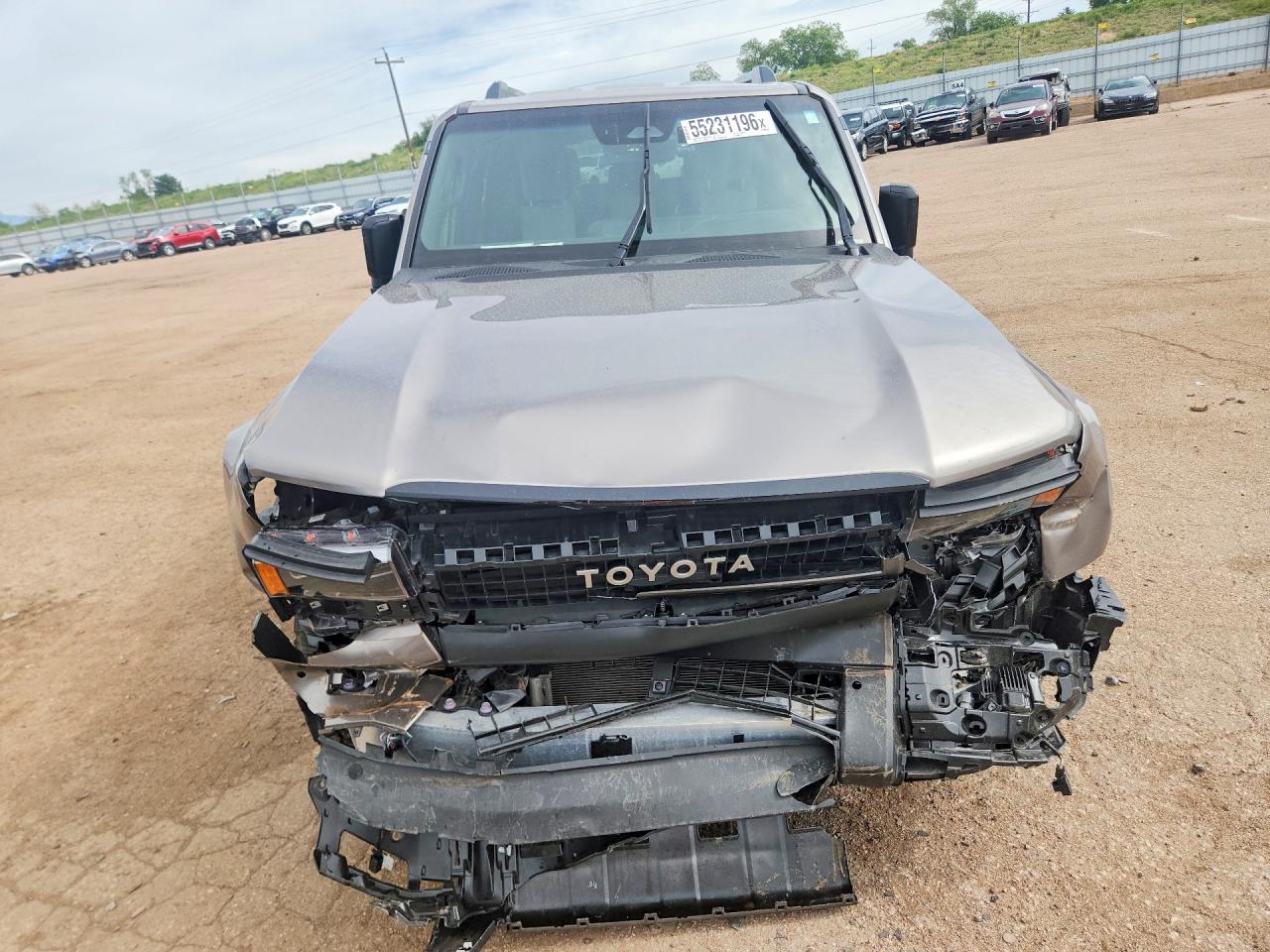Toyota Land Cruis Base