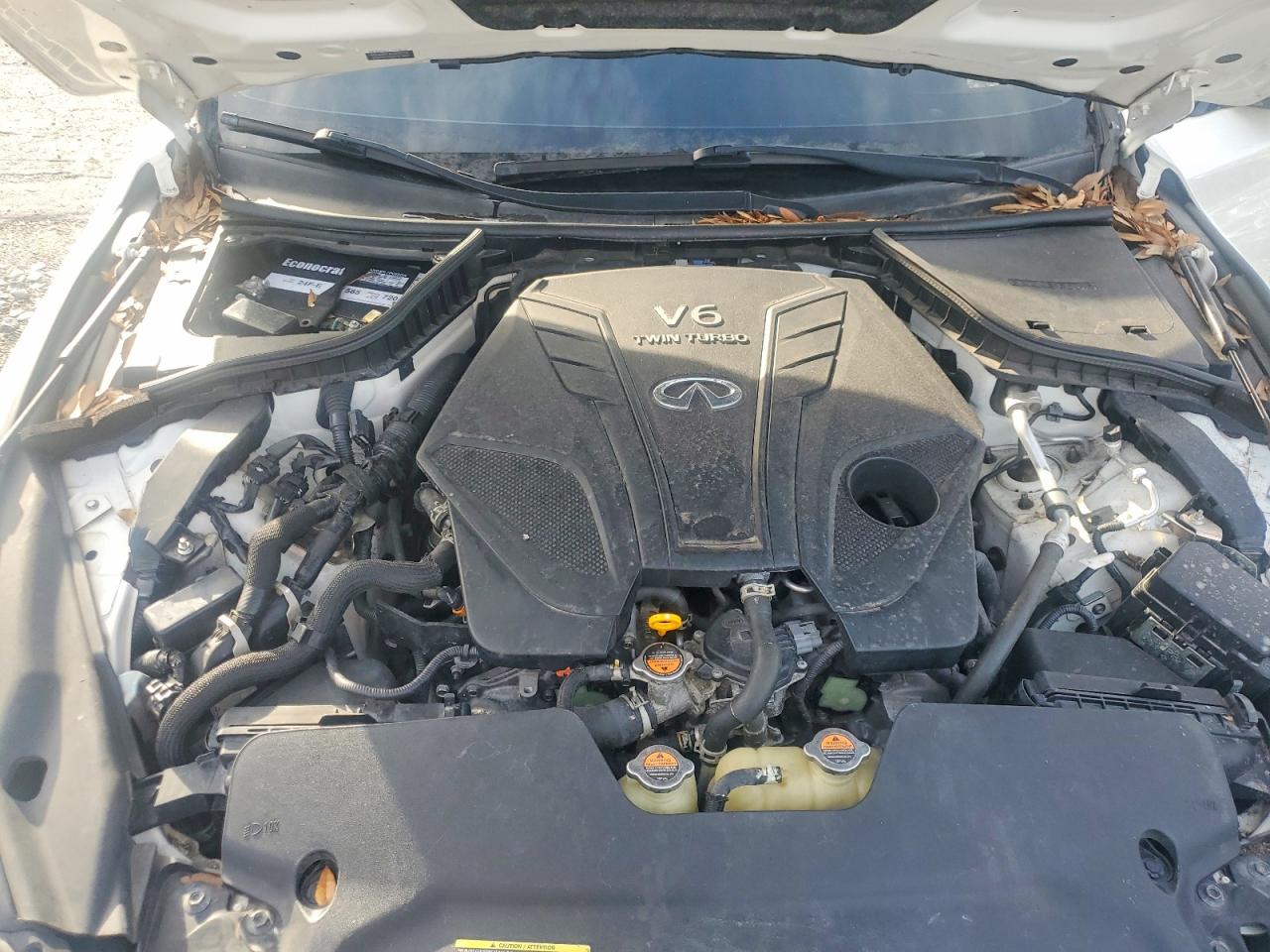 INFINITI Q50 Luxe