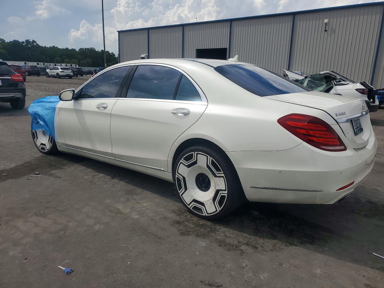 Mercedes-Benz S-Class 550