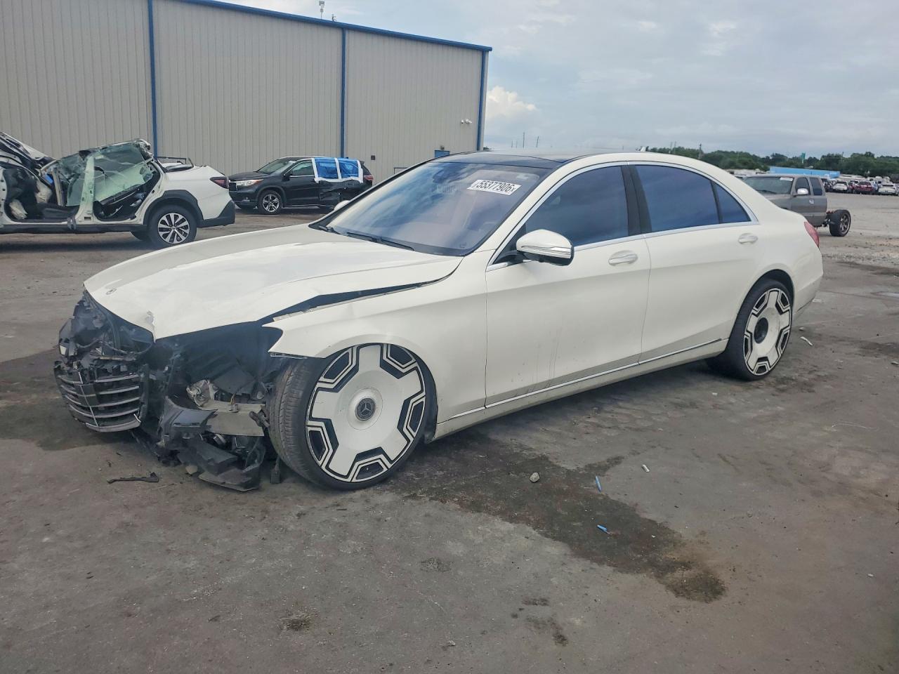 Salvage Mercedes-Benz S-Class Image