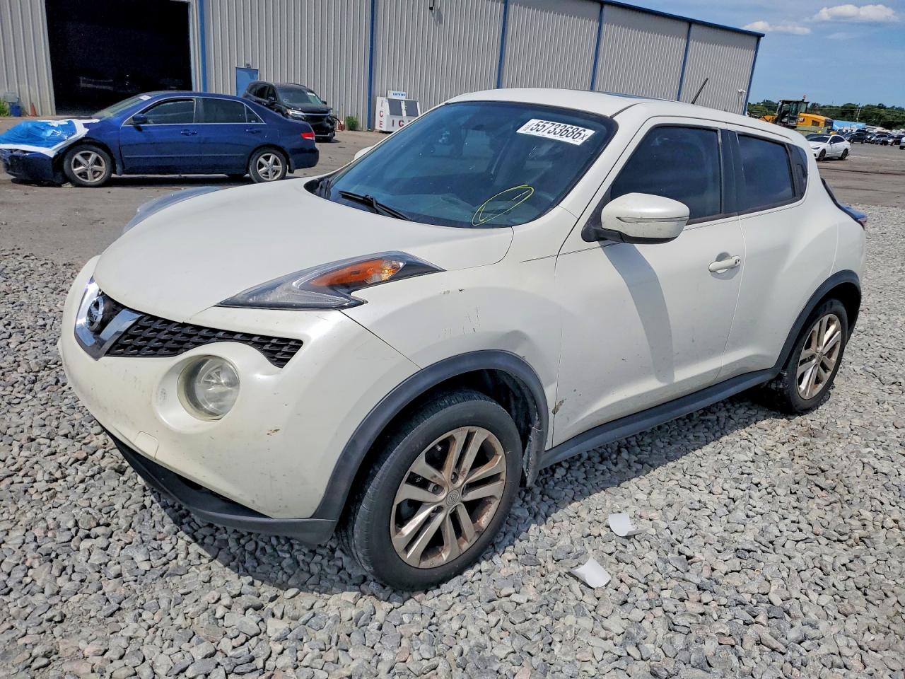 Salvage Nissan JUKE Image