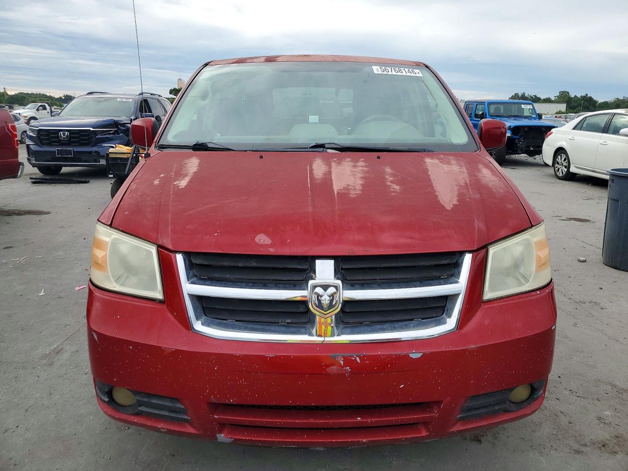 Dodge Caravan Sxt