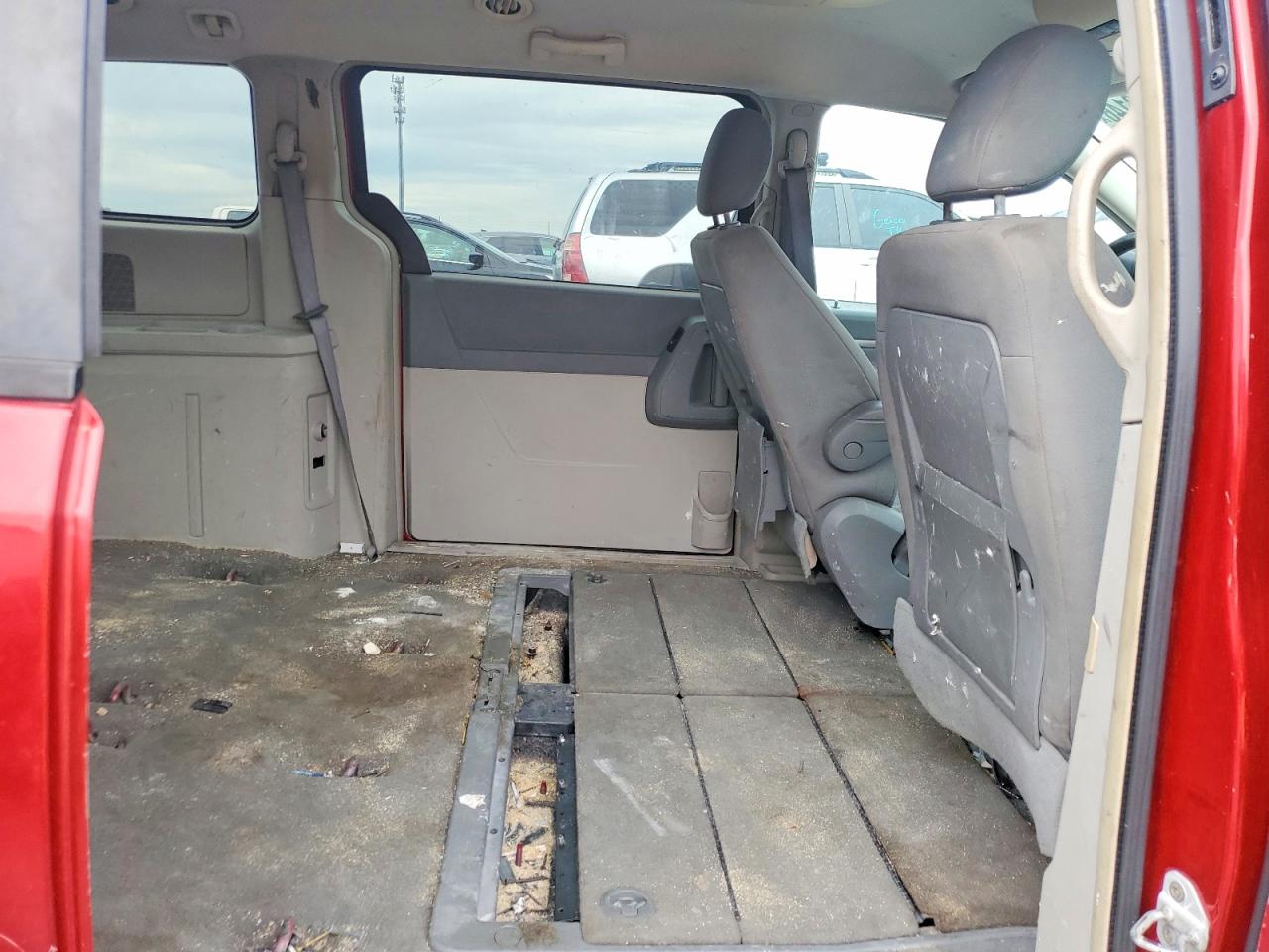 Dodge Caravan Sxt