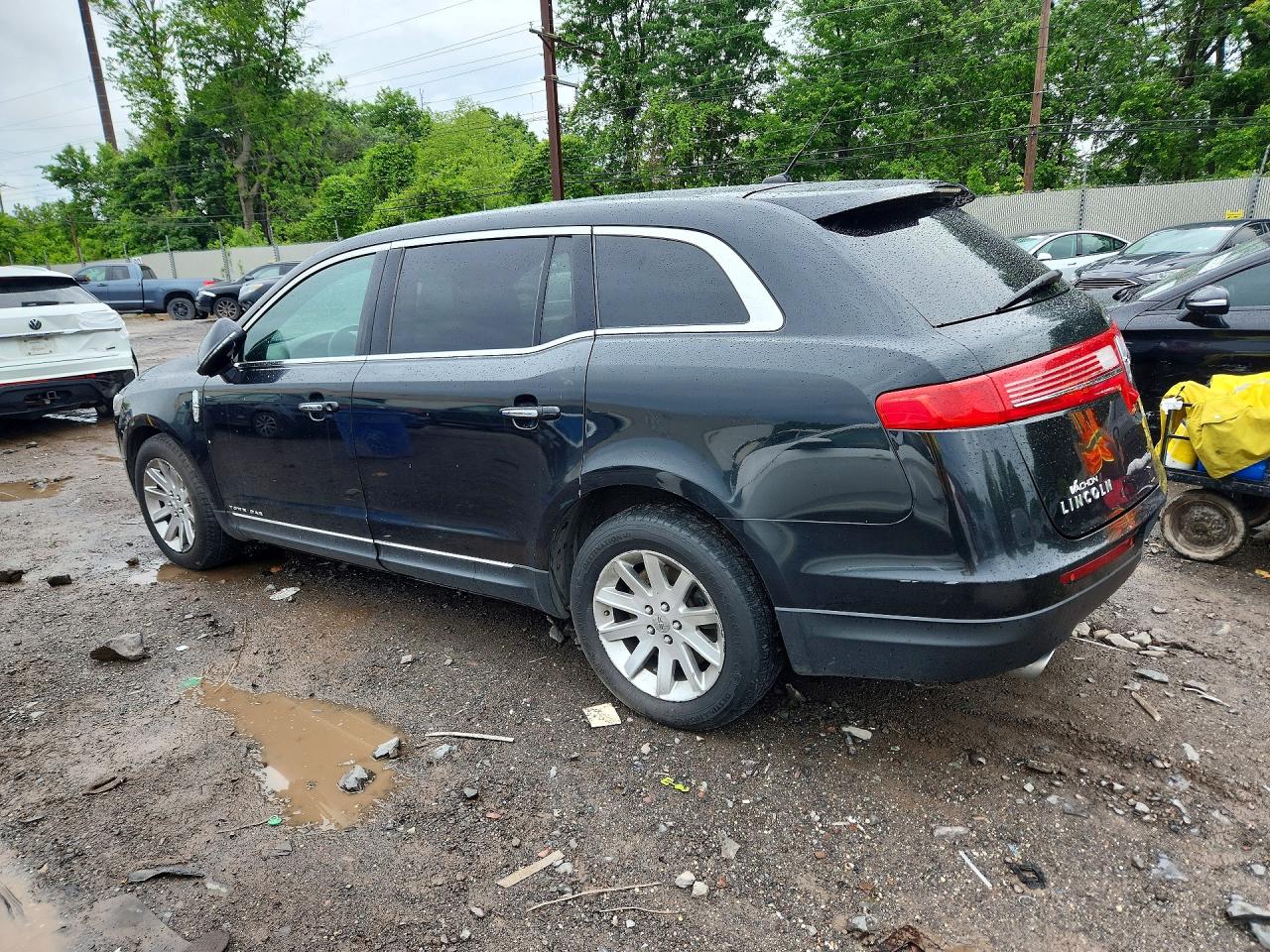 Lincoln MKT Livery