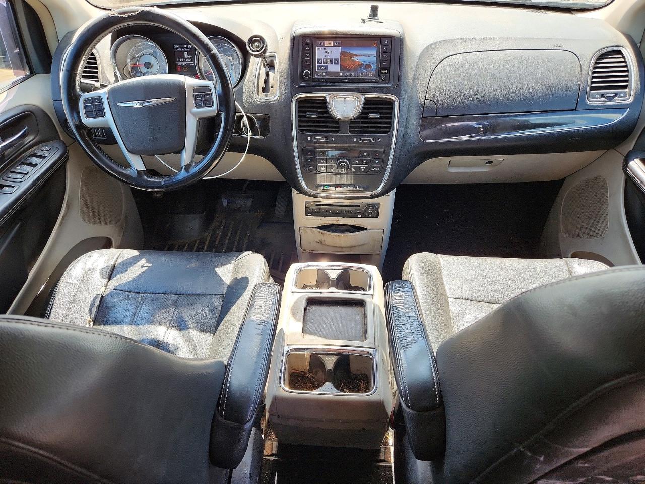 Chrysler Minivan Touring L
