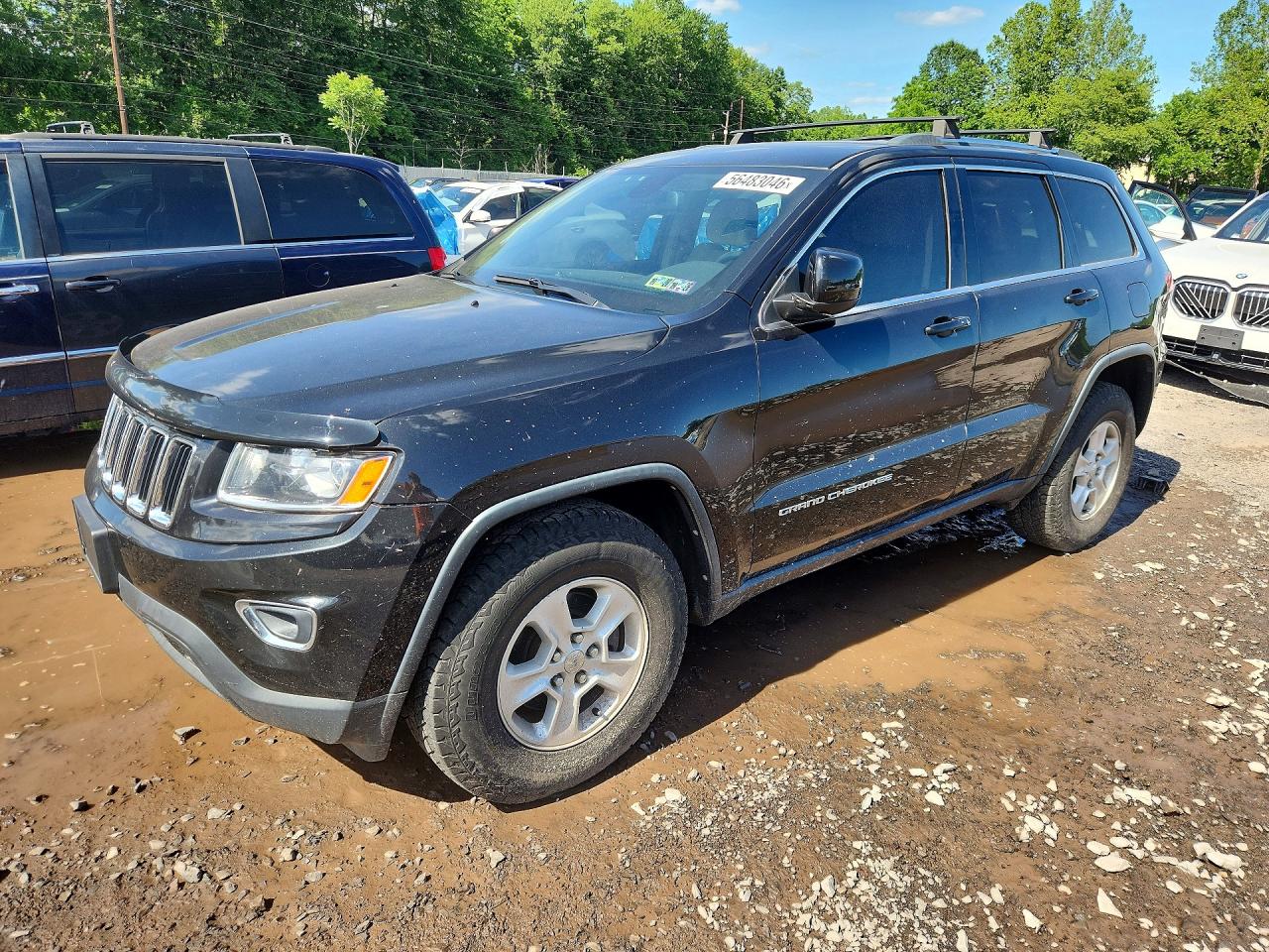 Salvage Jeep Cherokee Image