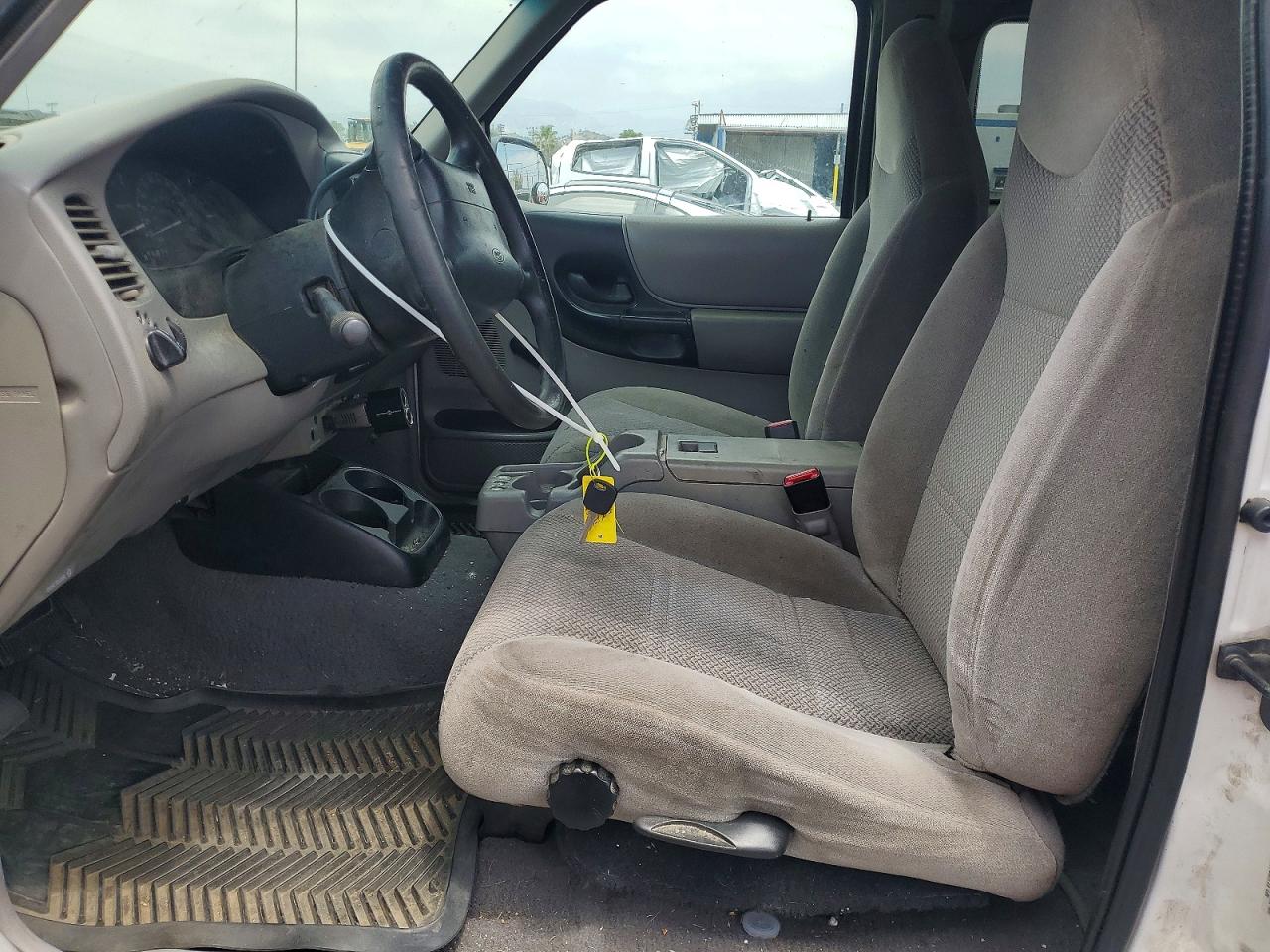 Ford Ranger Super Cab