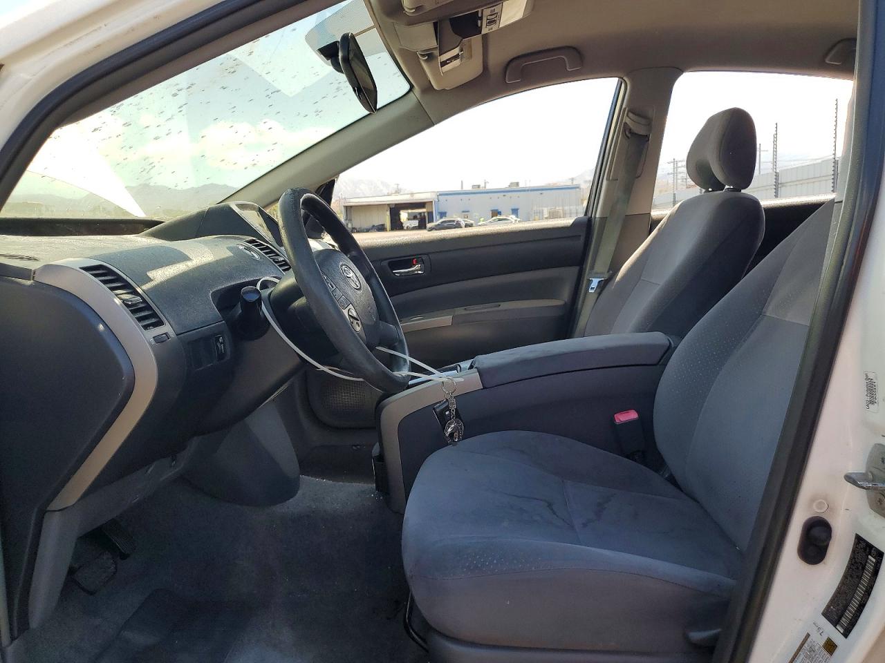 Toyota Prius Base