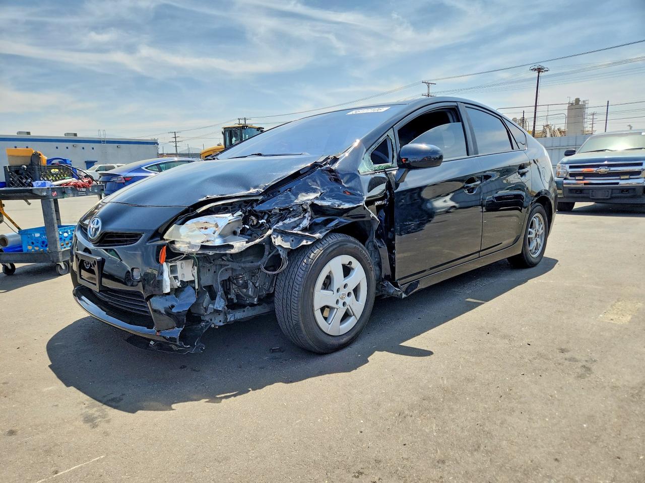 Salvage Toyota Prius Image