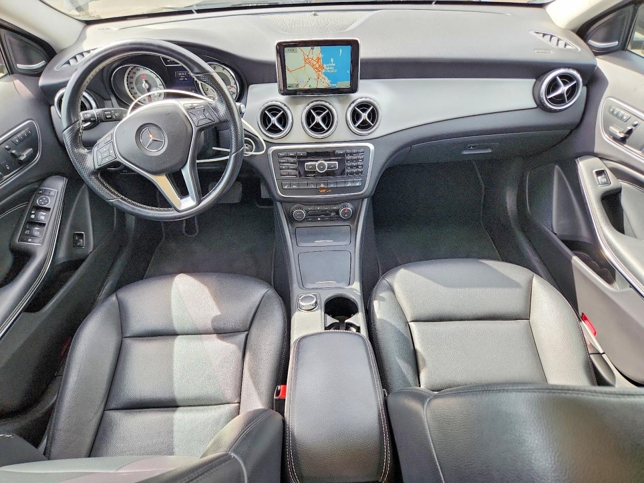 Mercedes-Benz GLA 250 4matic