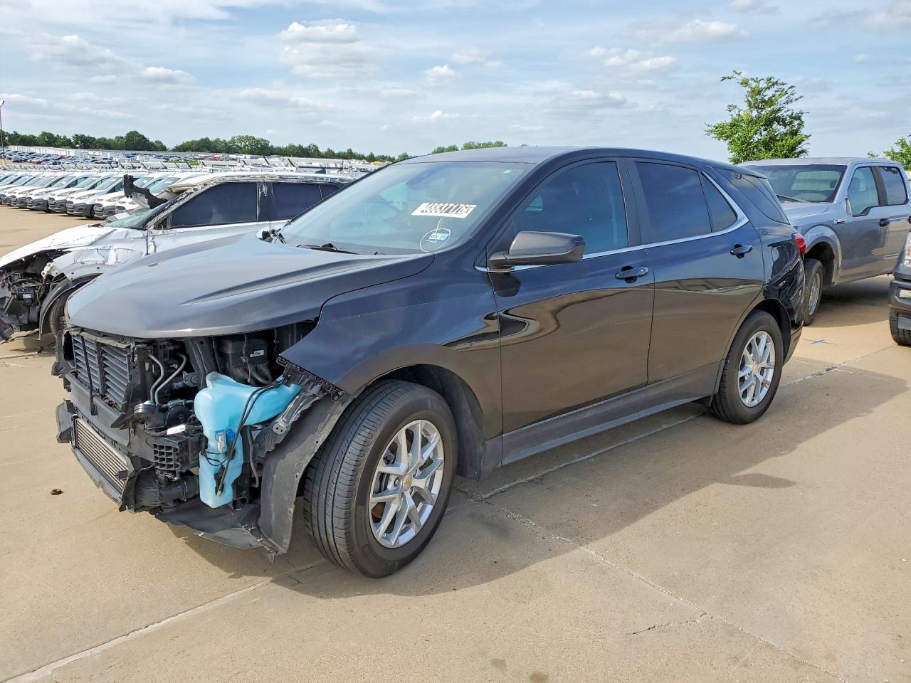 Salvage Chevrolet Equinox Image