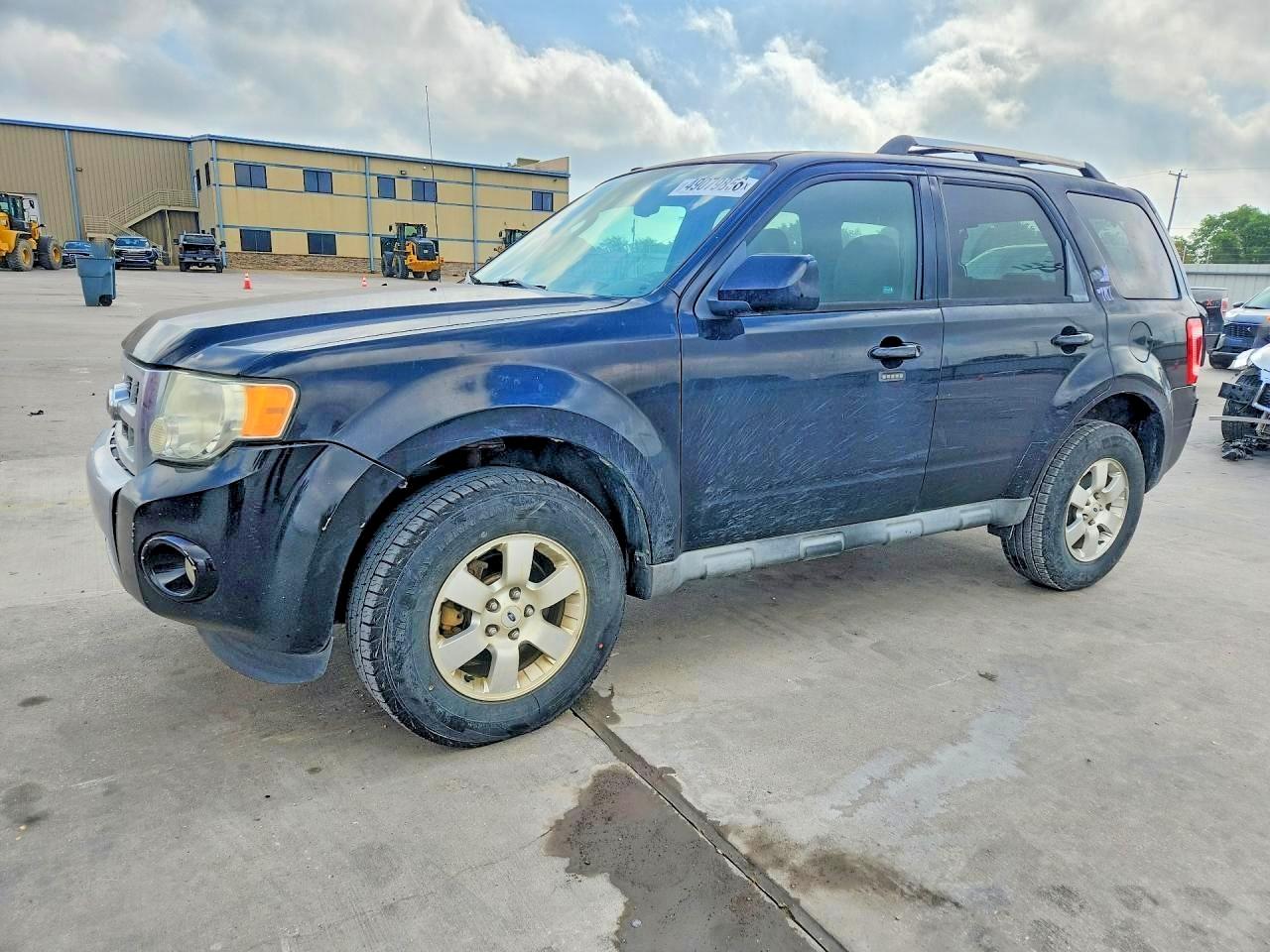 Salvage Ford Escape Image