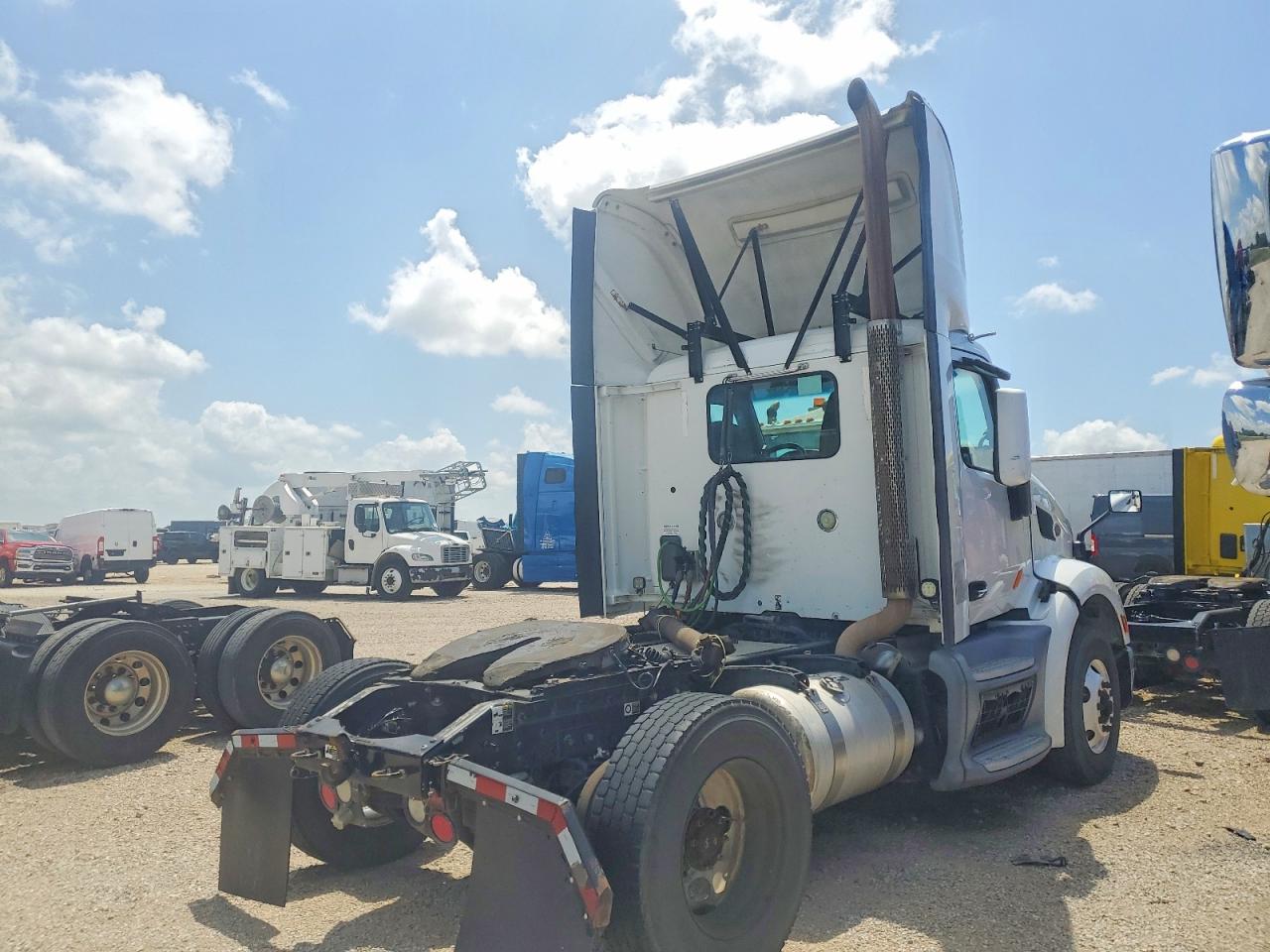 Peterbilt 579