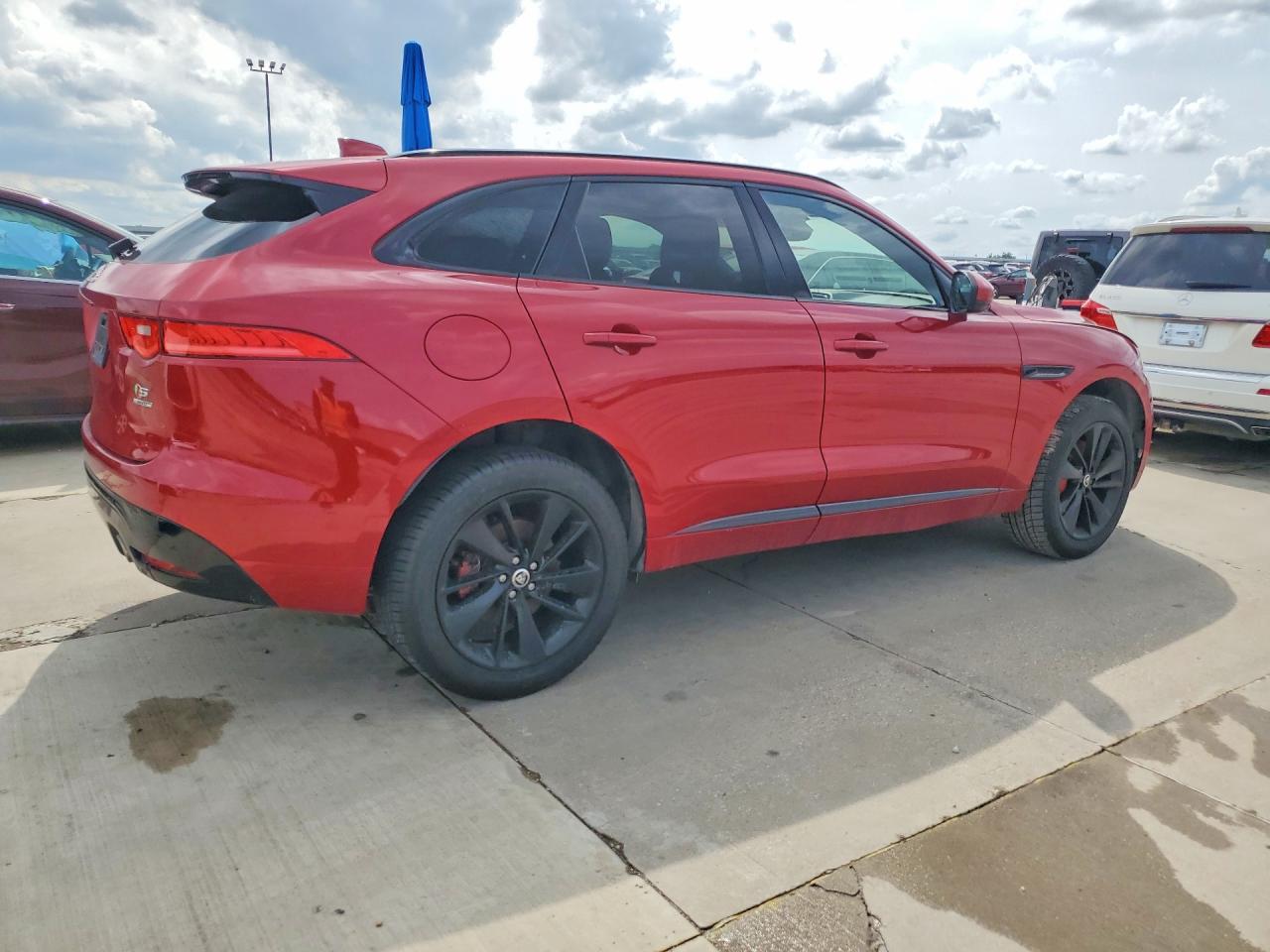 Jaguar F-PACE S