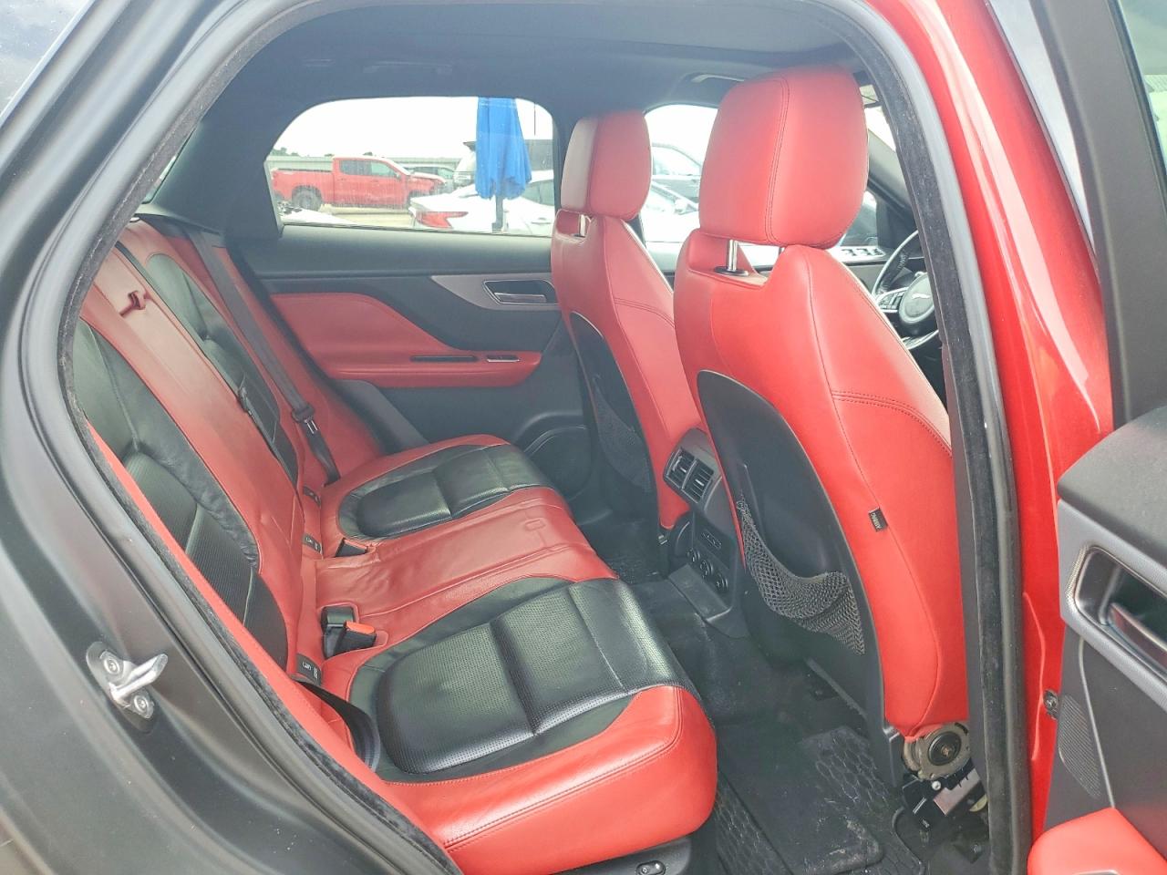 Jaguar F-PACE S