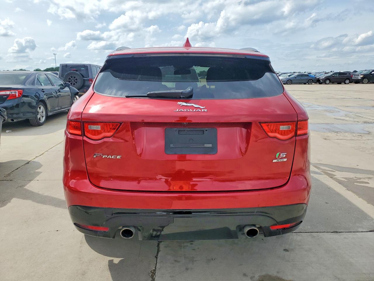Jaguar F-PACE S