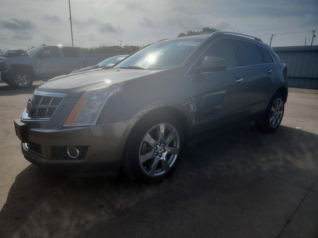 Salvage Cadillac SRX Image