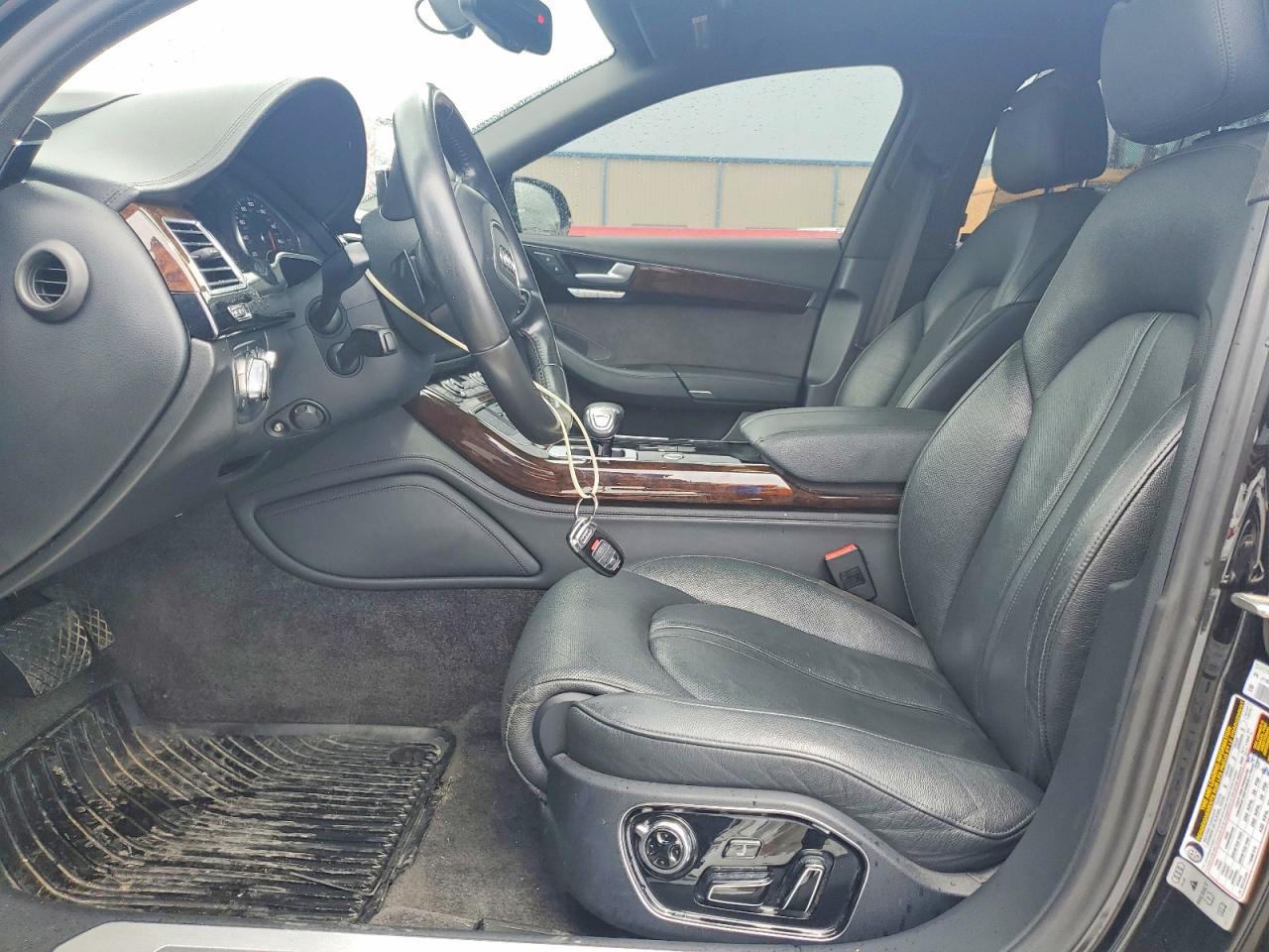 Audi A8 L Quattro