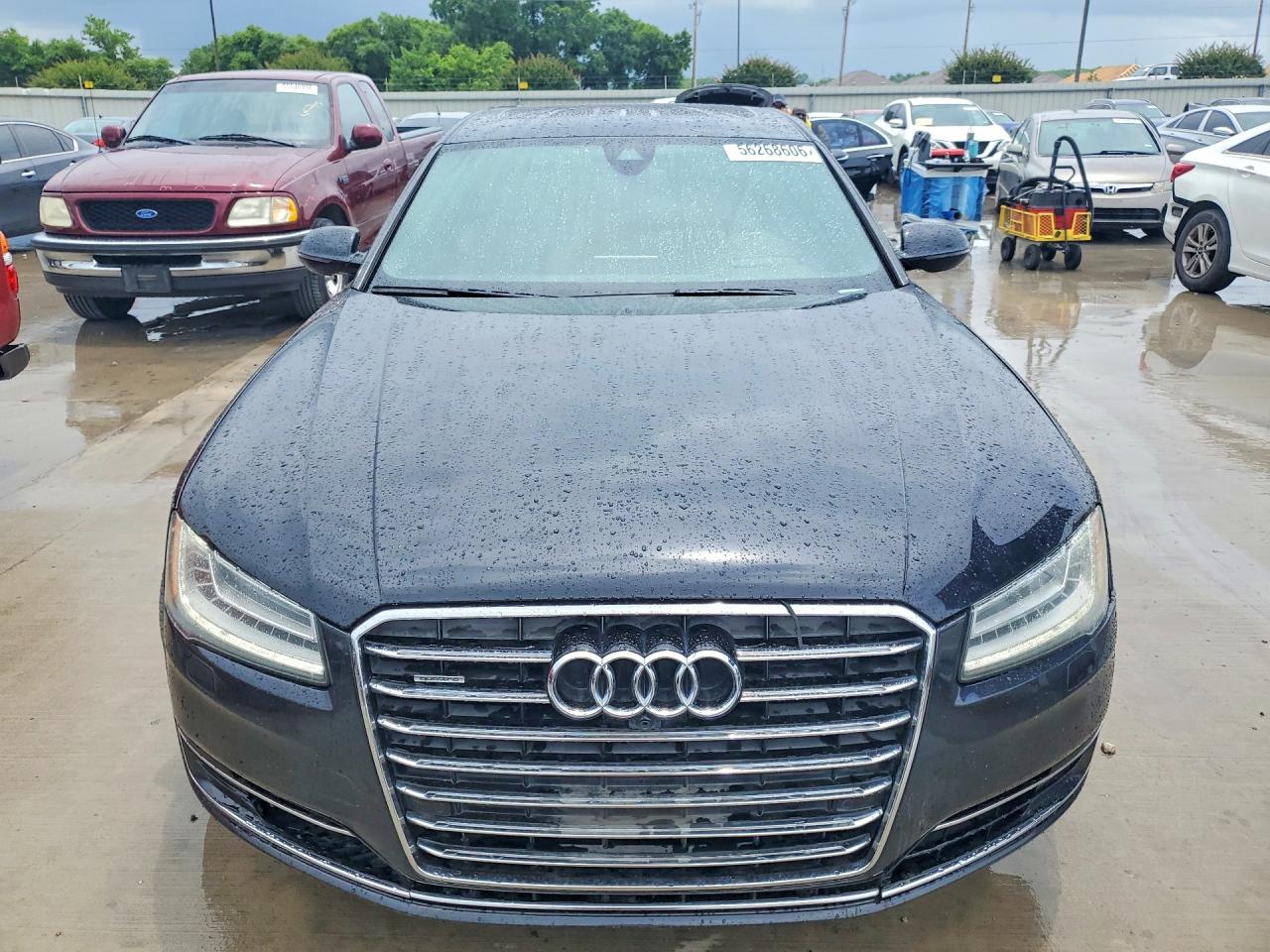 Audi A8 L Quattro