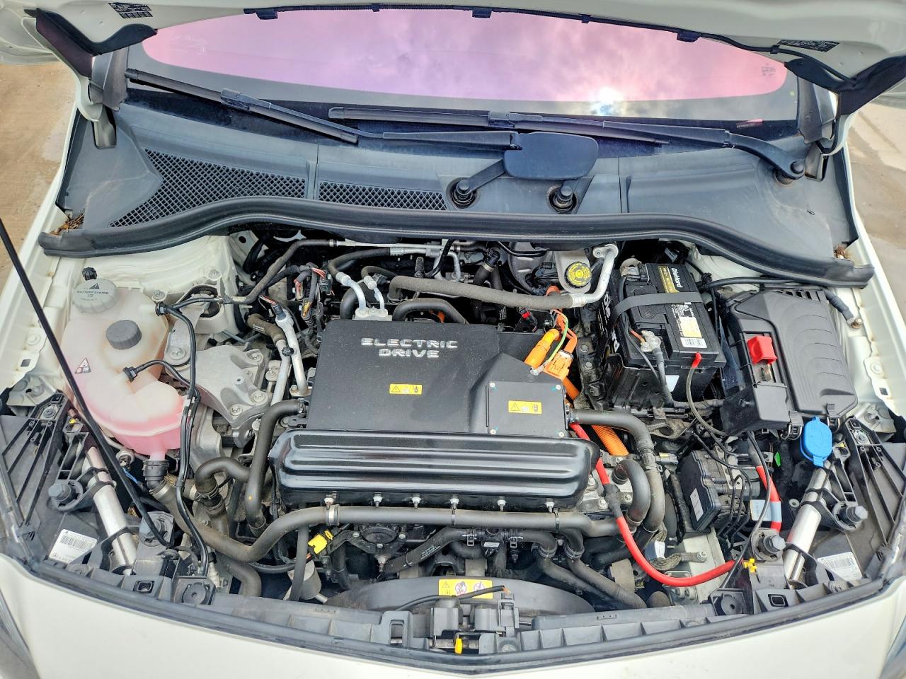 Mercedes-Benz B-Class 250e