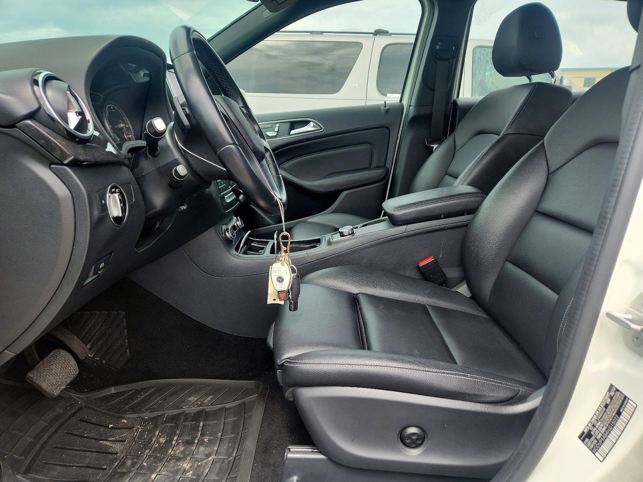 Mercedes-Benz B-Class 250e