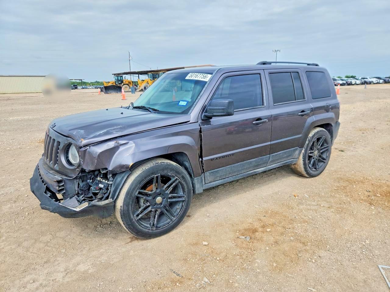 Salvage Jeep Patriot Image