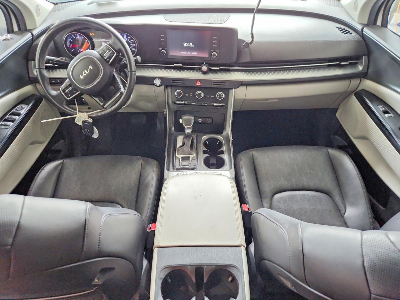 Kia Carnival Lx