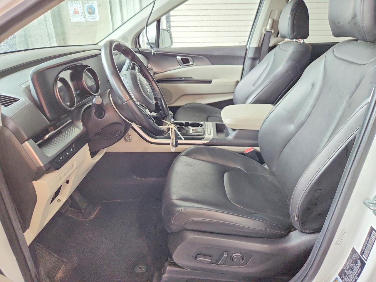 Kia Carnival Lx