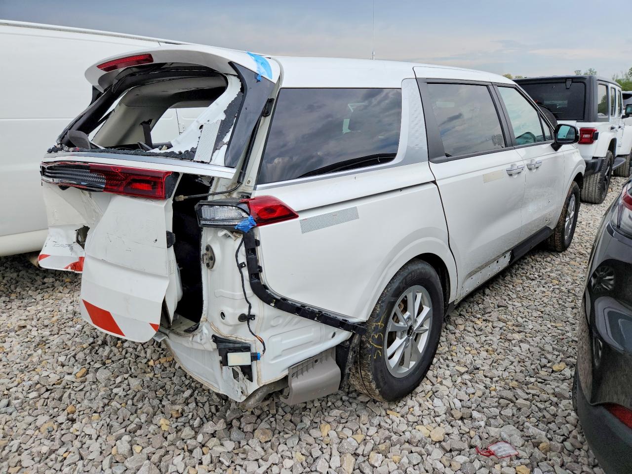 Kia Carnival Lx