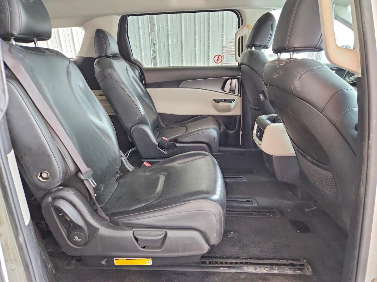Kia Carnival Lx