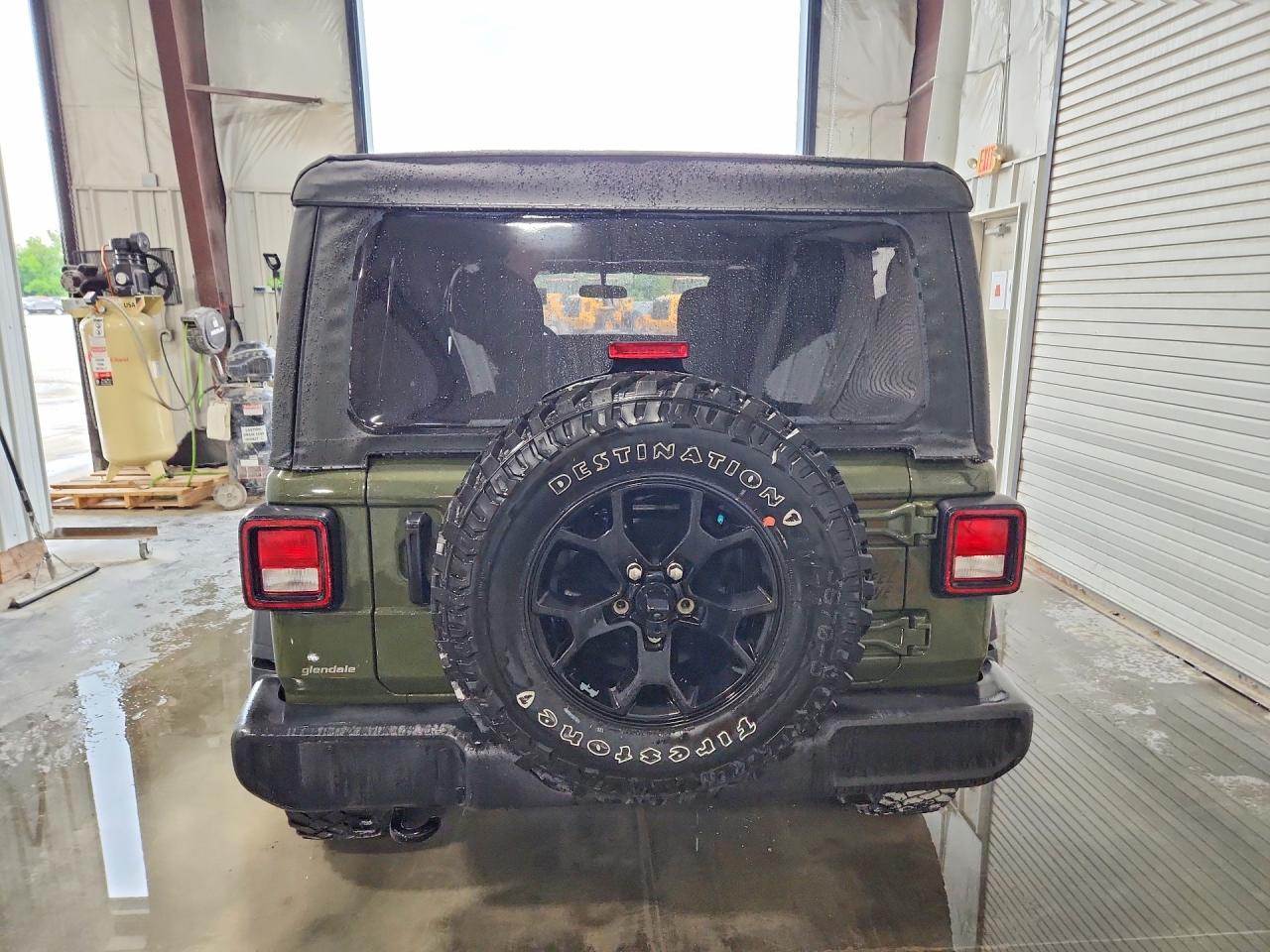 Jeep Wrangler Sport