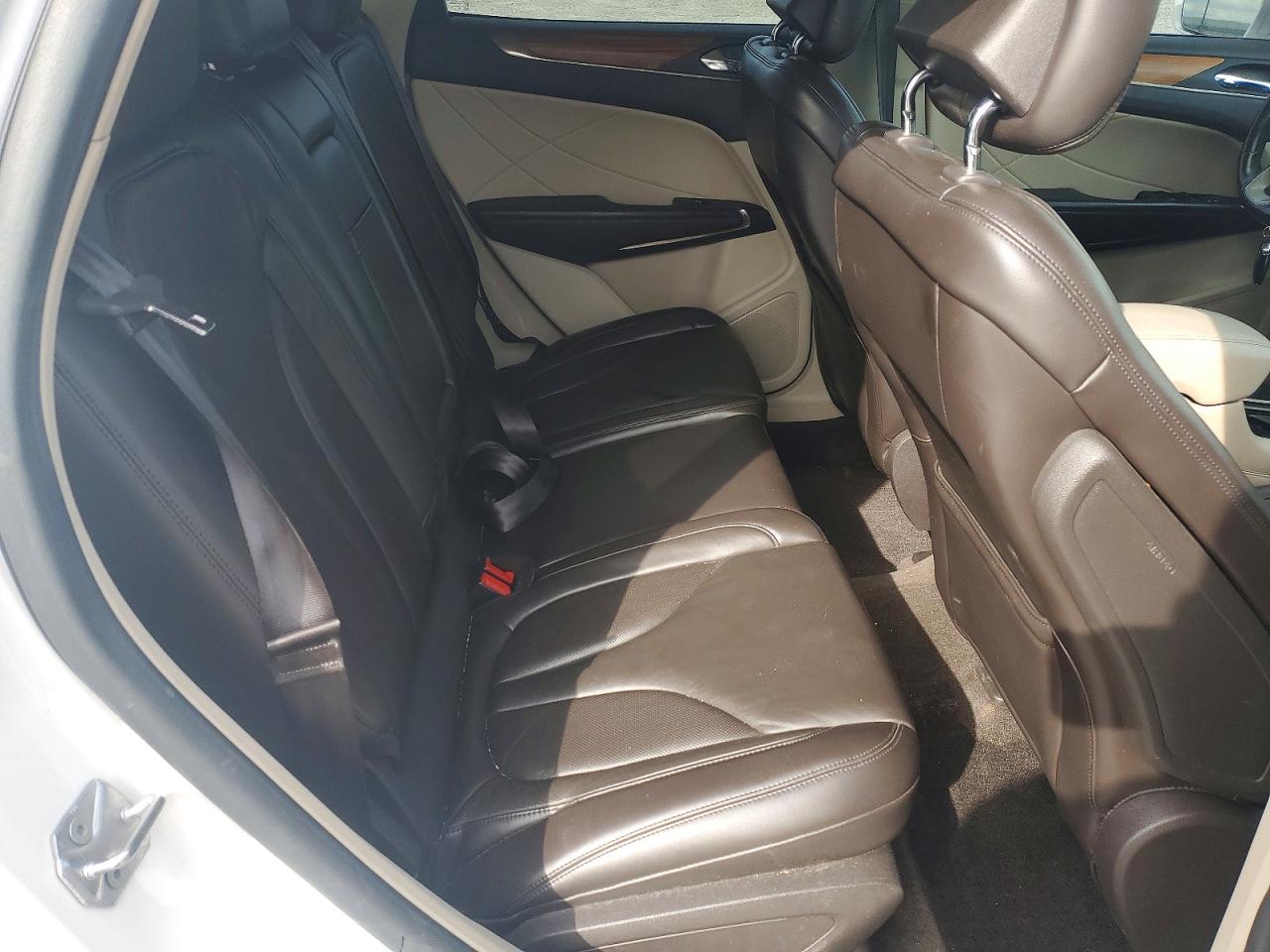 Lincoln MKC Select