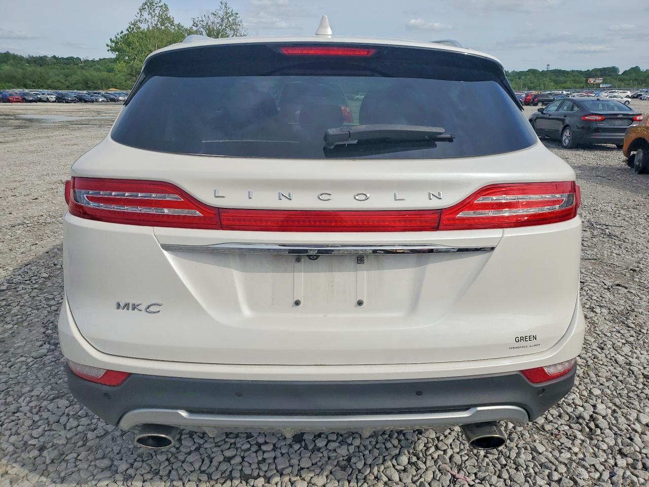 Lincoln MKC Select